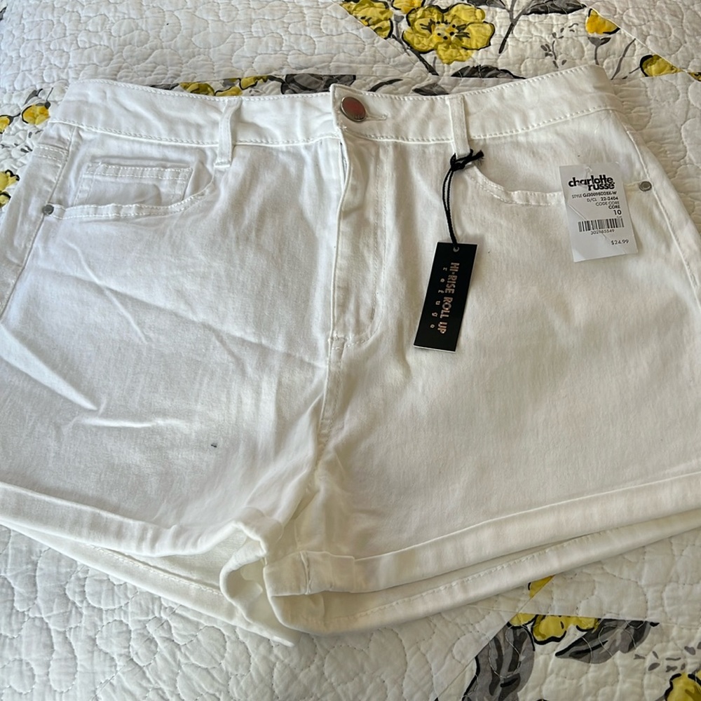 Refuge Hi-Rise white cotton shorts